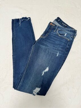Hollister Low-Rise Distressed Skinny Jeans